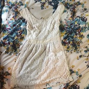 💥PRICE DROP💥 American eagle size 8 Lace dress